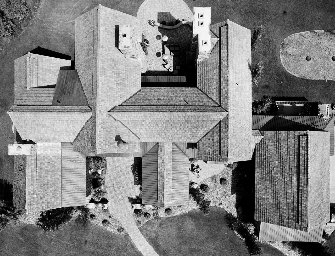 jackson-hole-residence-mittmann-architect-roof