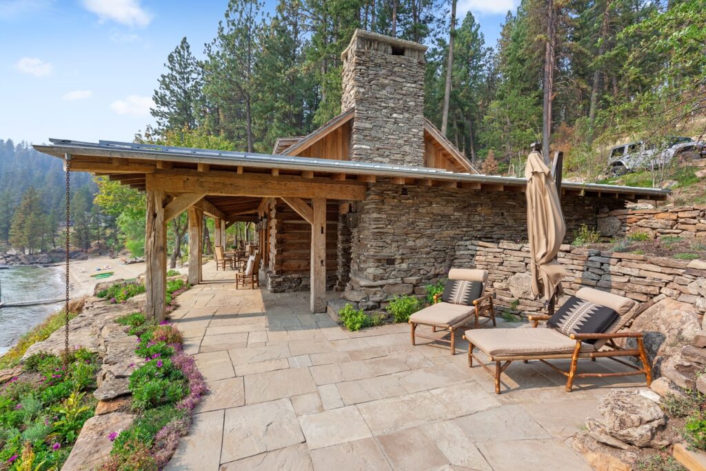 mittmann-architect-swede-bay-residence-patio