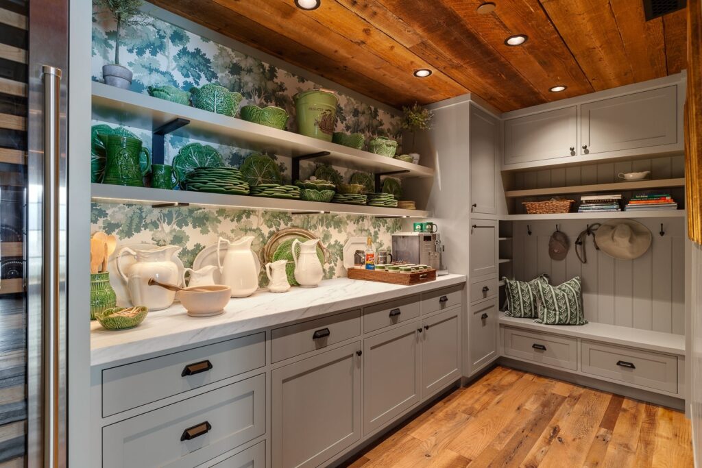 mittmann-architect-swede-bay-residence-shelving