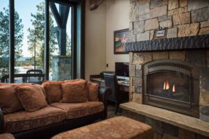 pask-guest-house-mittmann-architect-living-fire-place