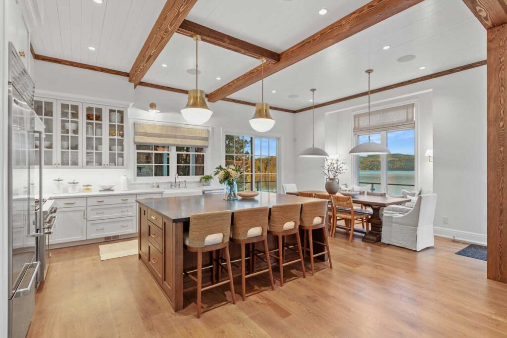 mittmann-architect-Everwell-Bay-residence-dining-1