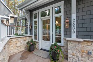 mittmann-architect-Everwell-Bay-residence-front-door